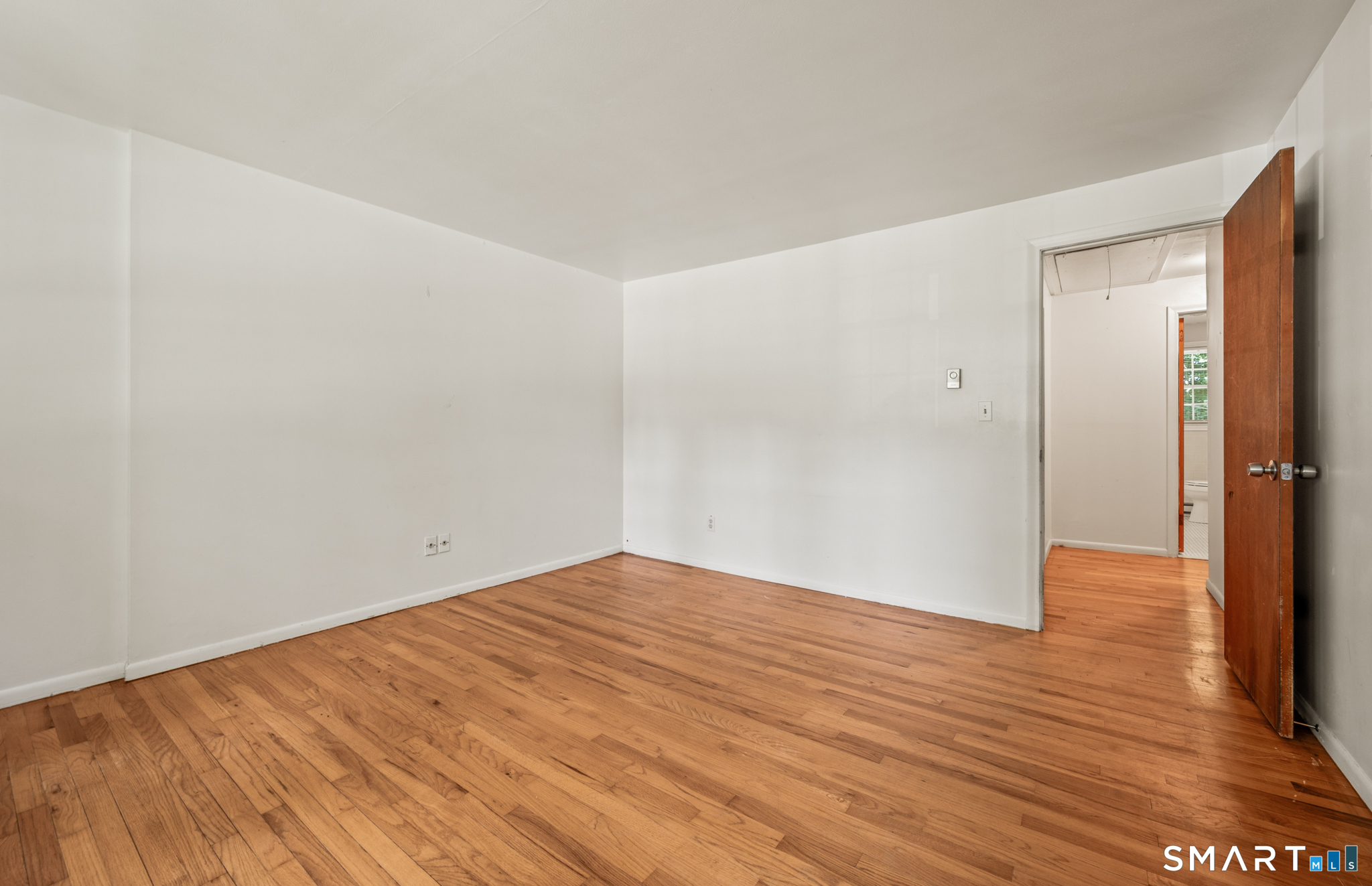 414 Robin Court Cheshire CT 06410