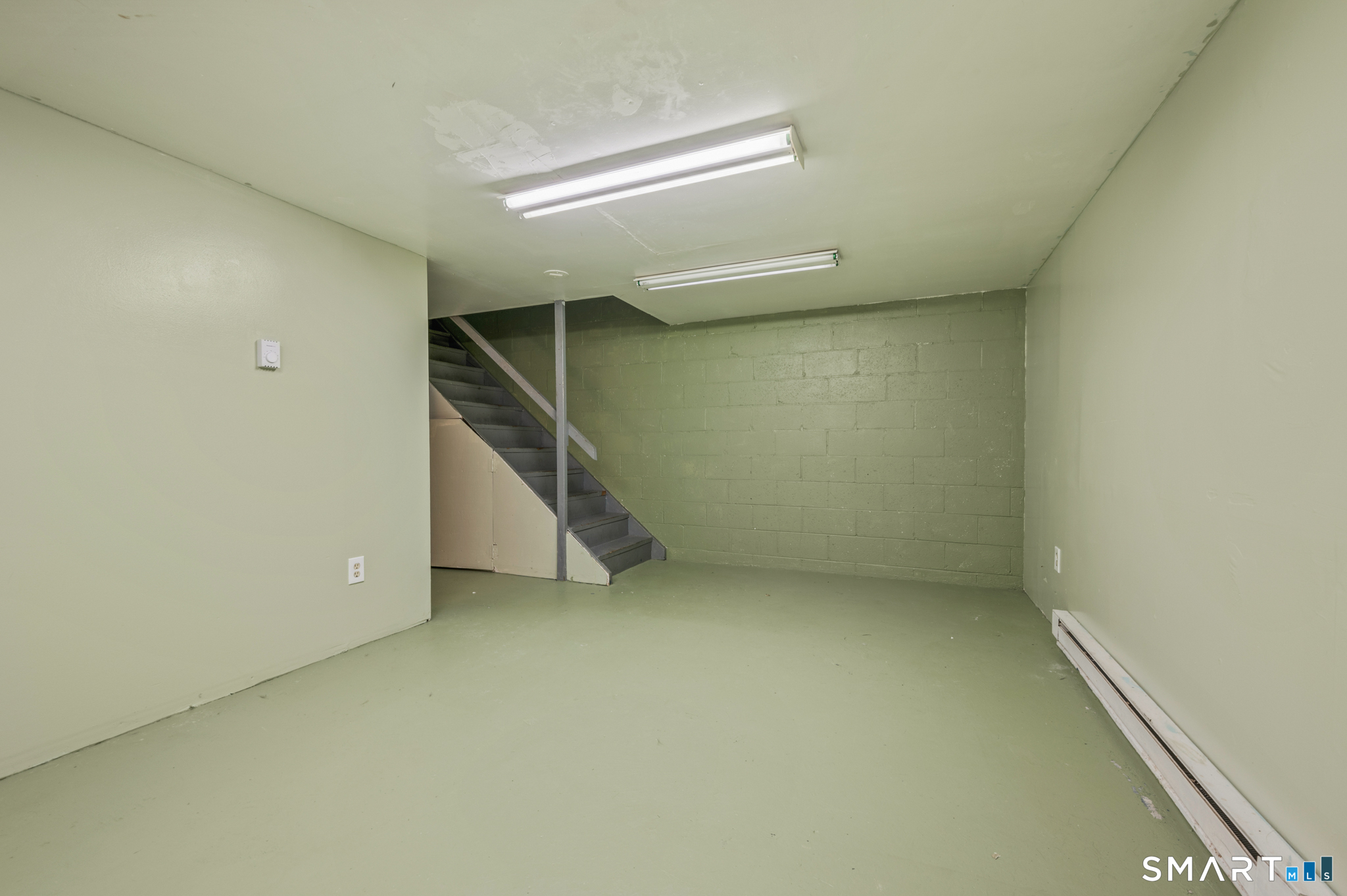 414 Robin Court Cheshire CT 06410