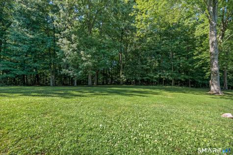 414 Robin Court Cheshire CT 06410