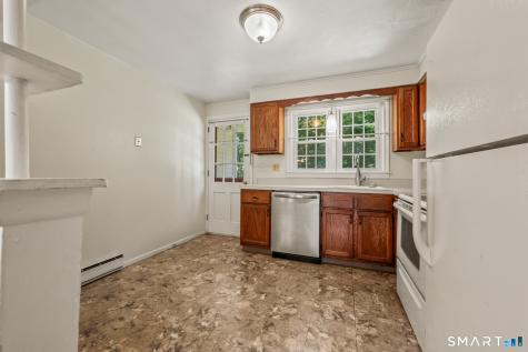 414 Robin Court Cheshire CT 06410
