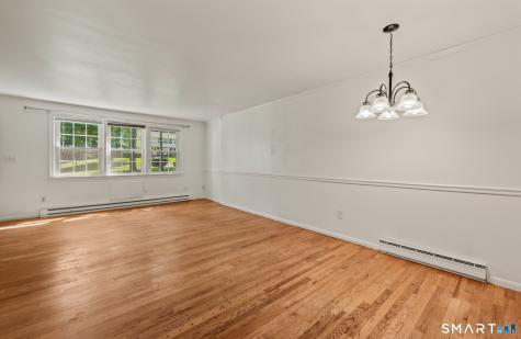 414 Robin Court Cheshire CT 06410