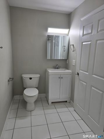 680 Boston Post Road Milford CT 06460
