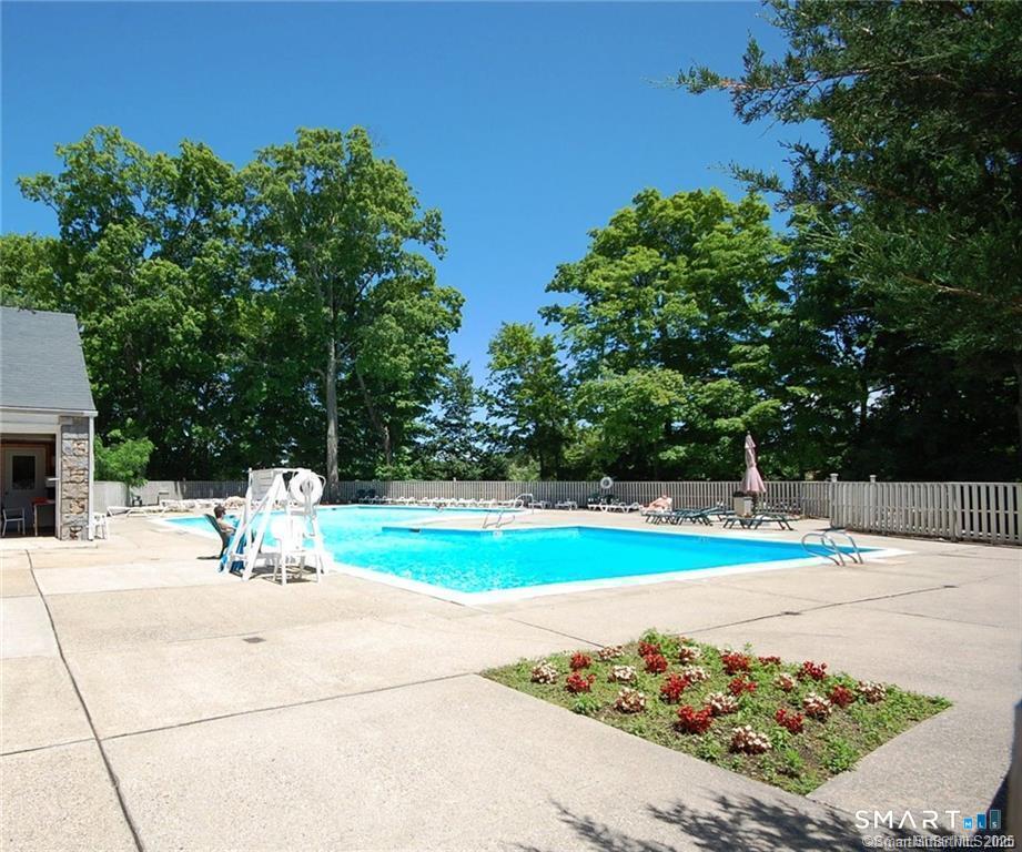 18 Cook Close Ridgefield CT 06877