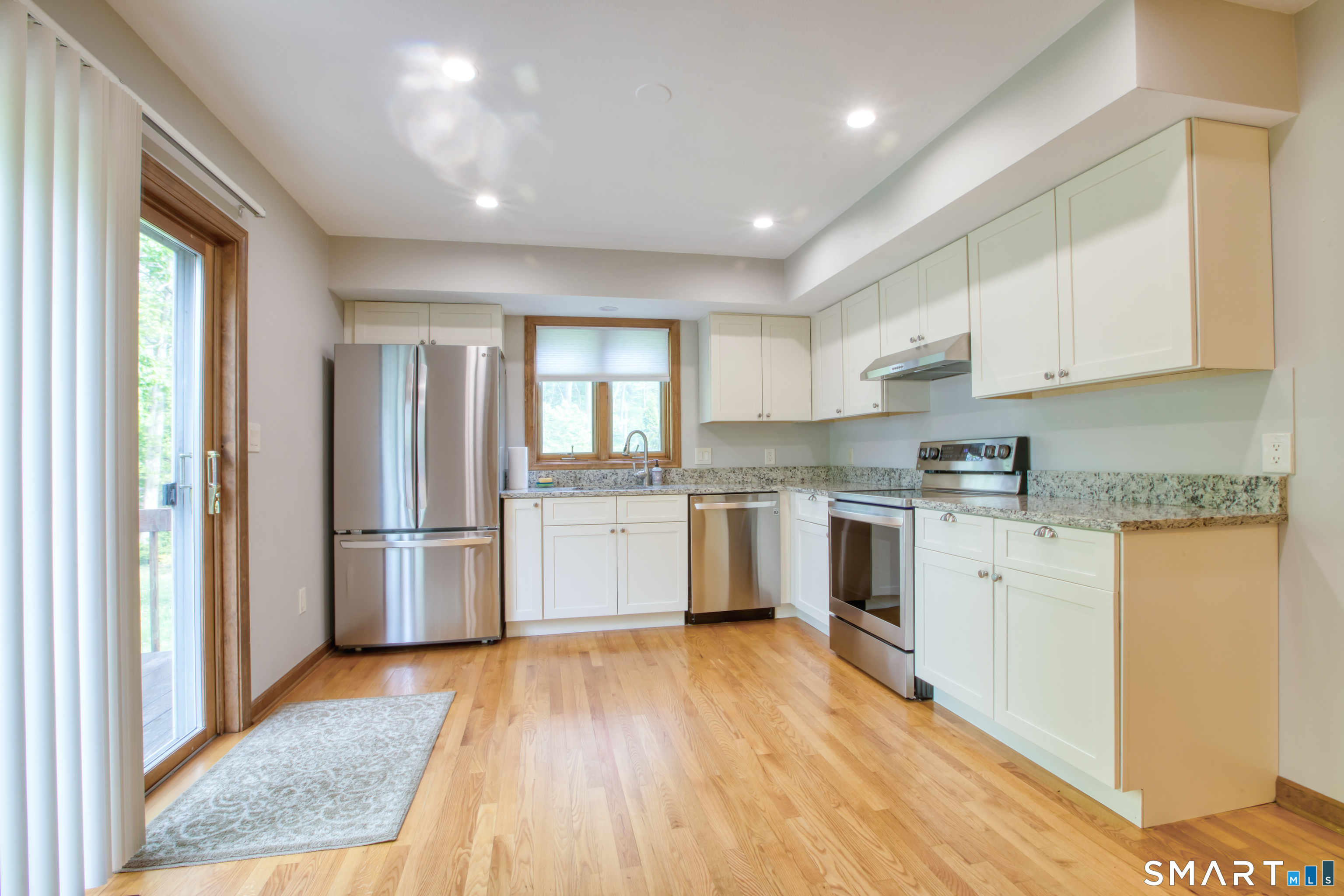 10 Clancy Road Branford CT 06405