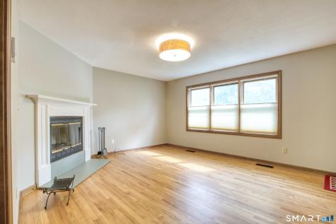 10 Clancy Road Branford CT 06405