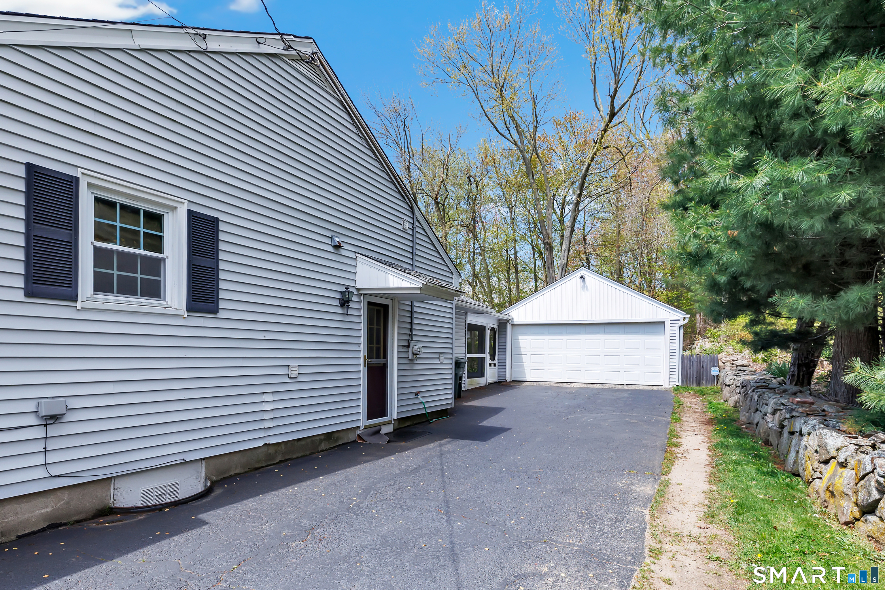 46 Waller Road Bridgeport CT 06606