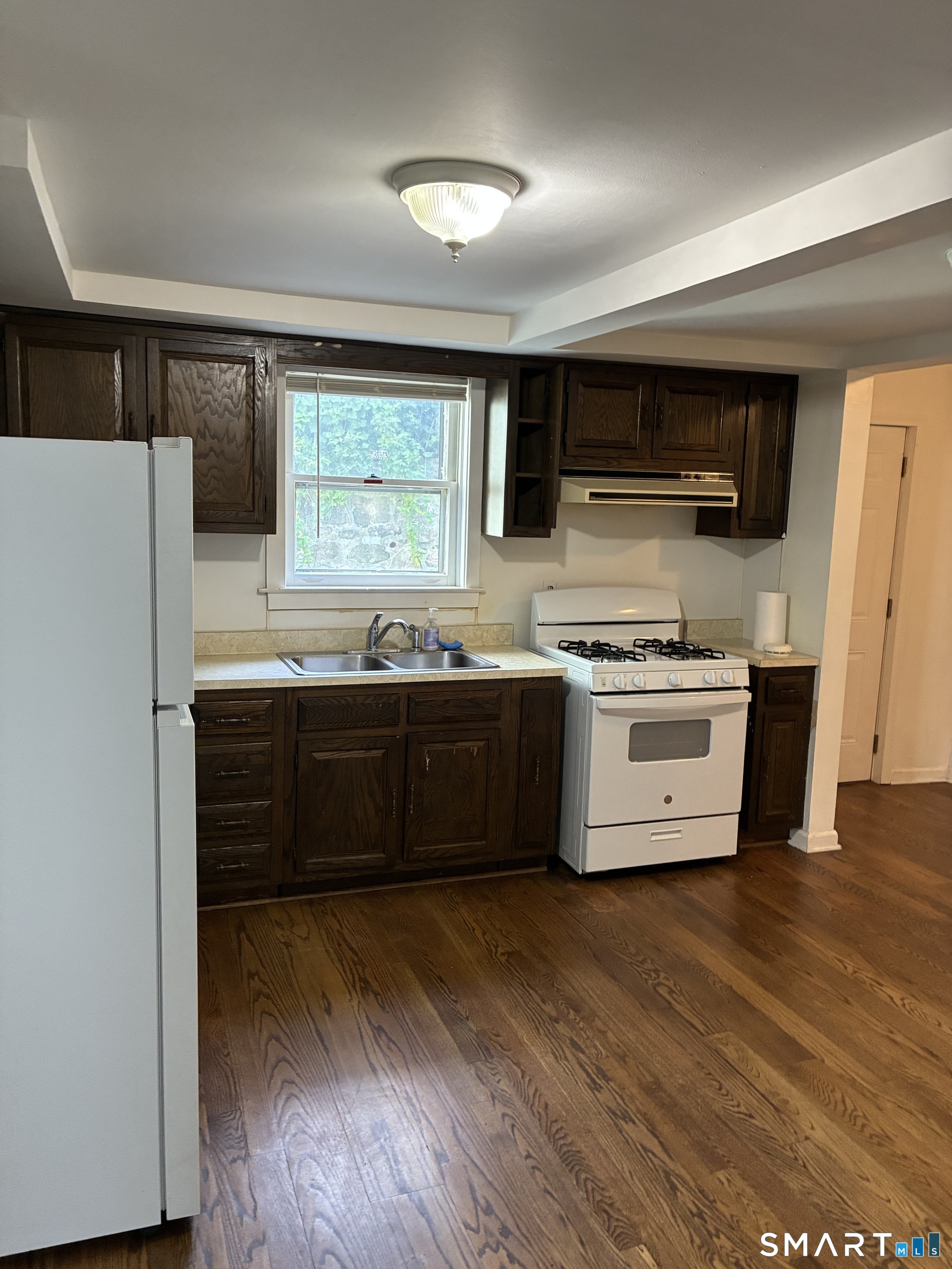 28 Comstock Street Danbury CT 06810