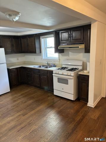 28 Comstock Street Danbury CT 06810