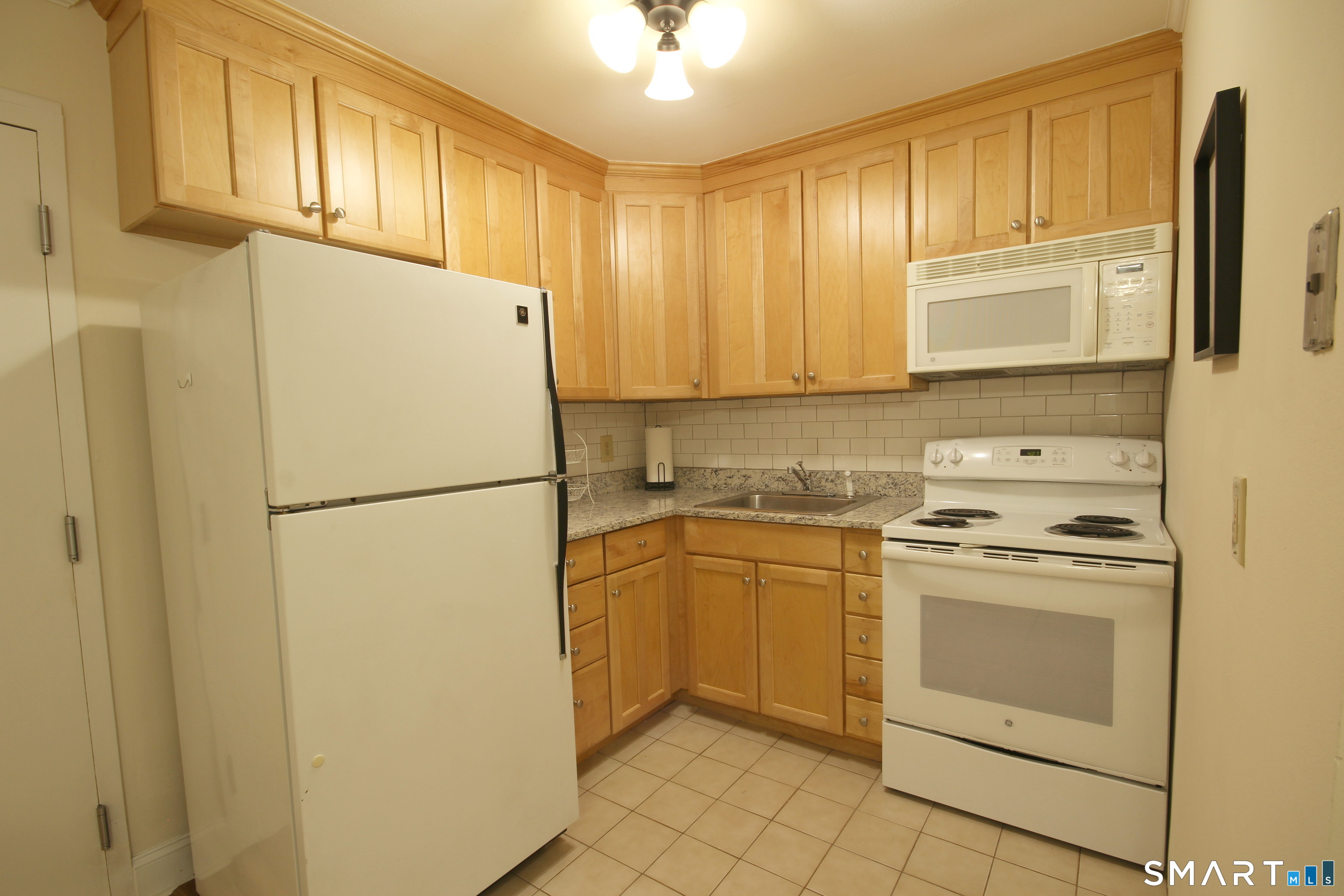 637 Cove Road Stamford CT 06902