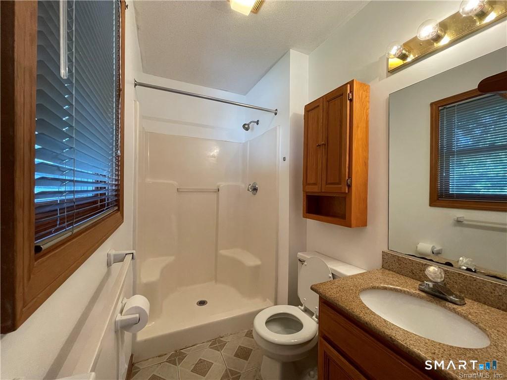 33 Gentile Place Branford CT 06405