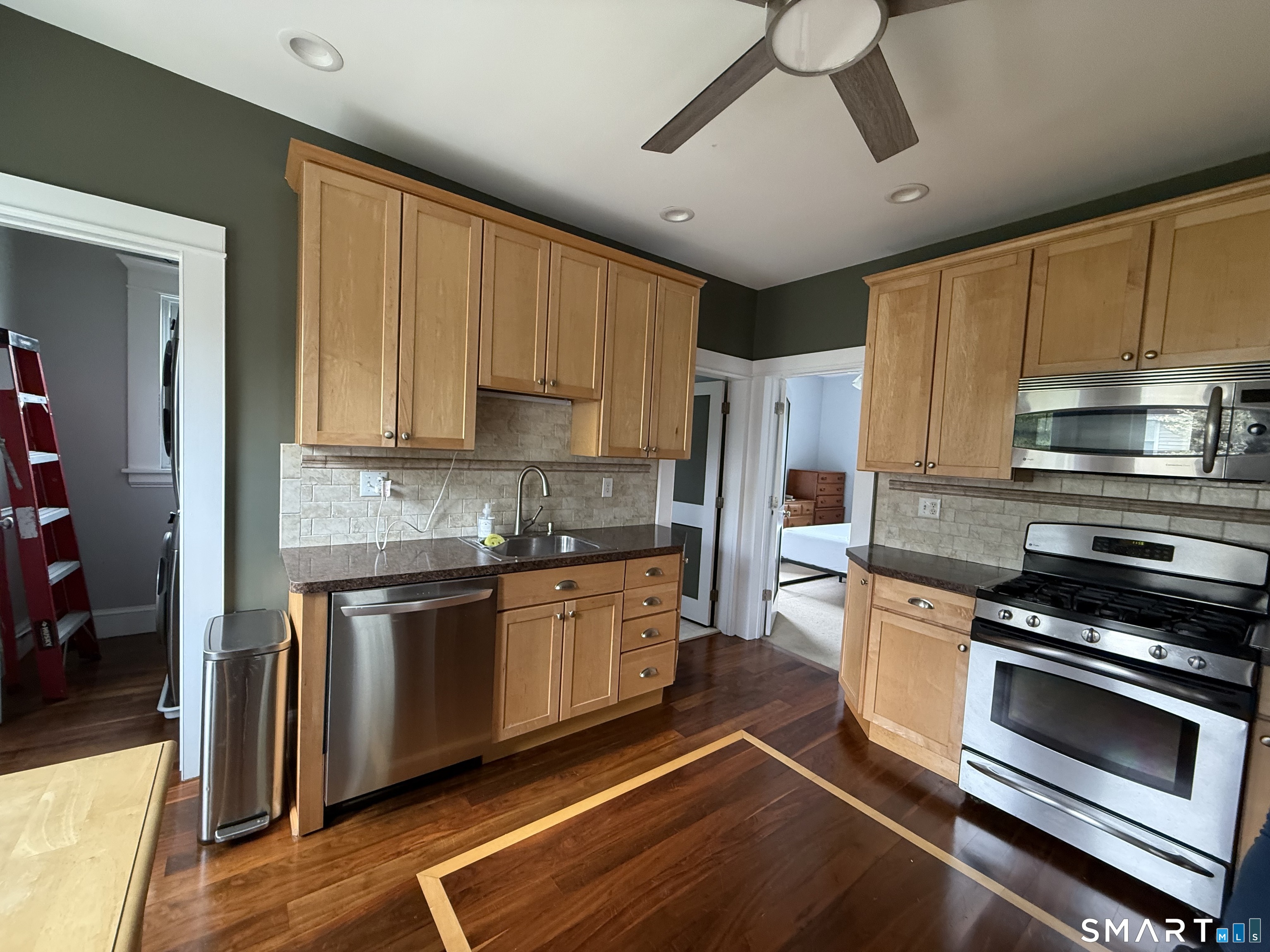 65 Park Street Shelton CT 06484