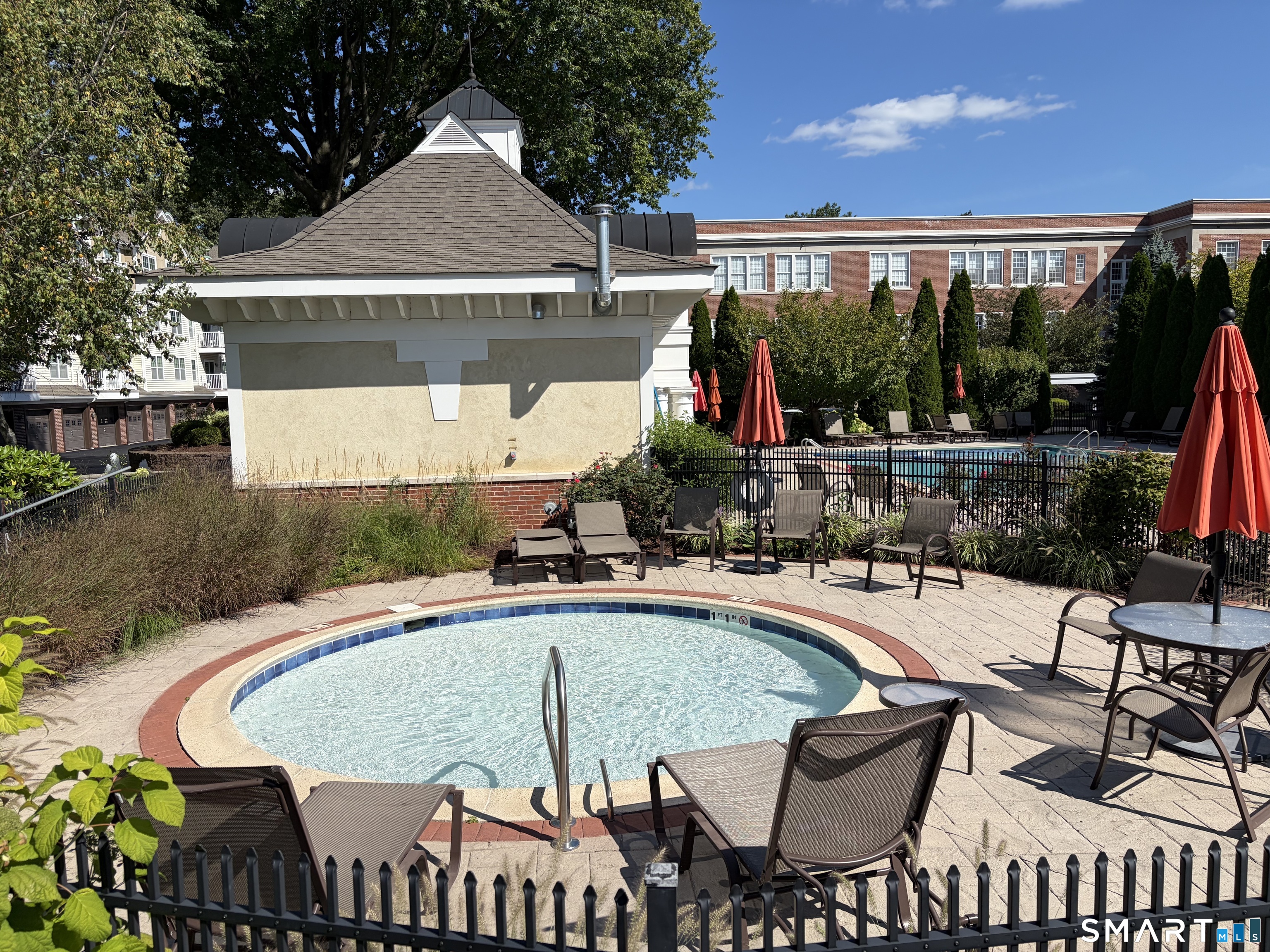 30 Schoolhouse Drive West Hartford CT 06110