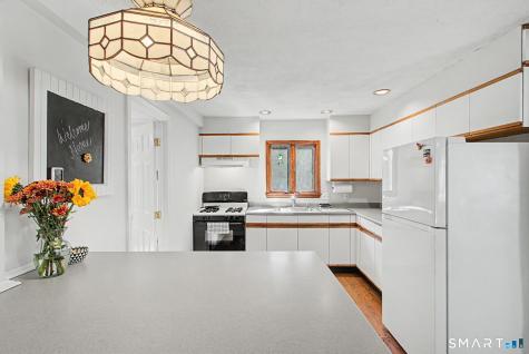 4 Hopewell Drive New Fairfield CT 06812