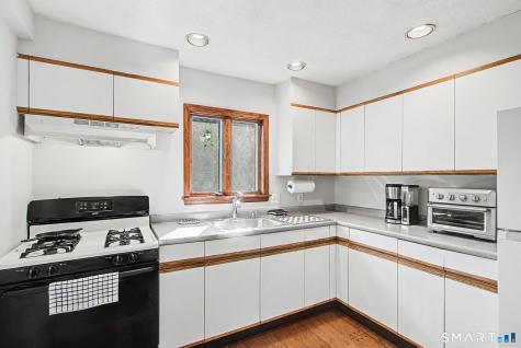 4 Hopewell Drive New Fairfield CT 06812