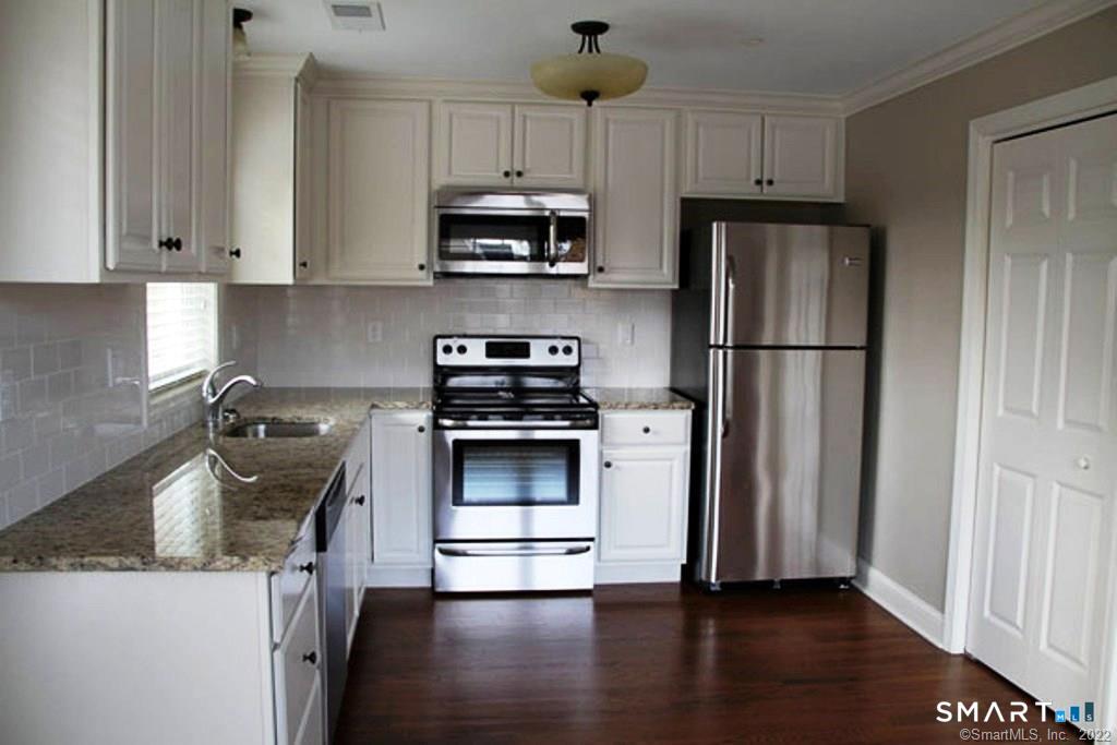 67 West Main Street Clinton CT 06413
