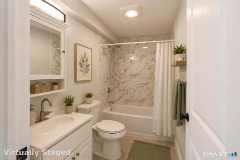 58 Norwich Road Waterford CT 06375