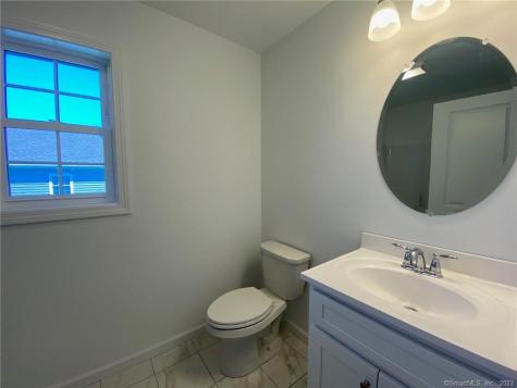 47 Rowland Farm Road Oxford CT 06478