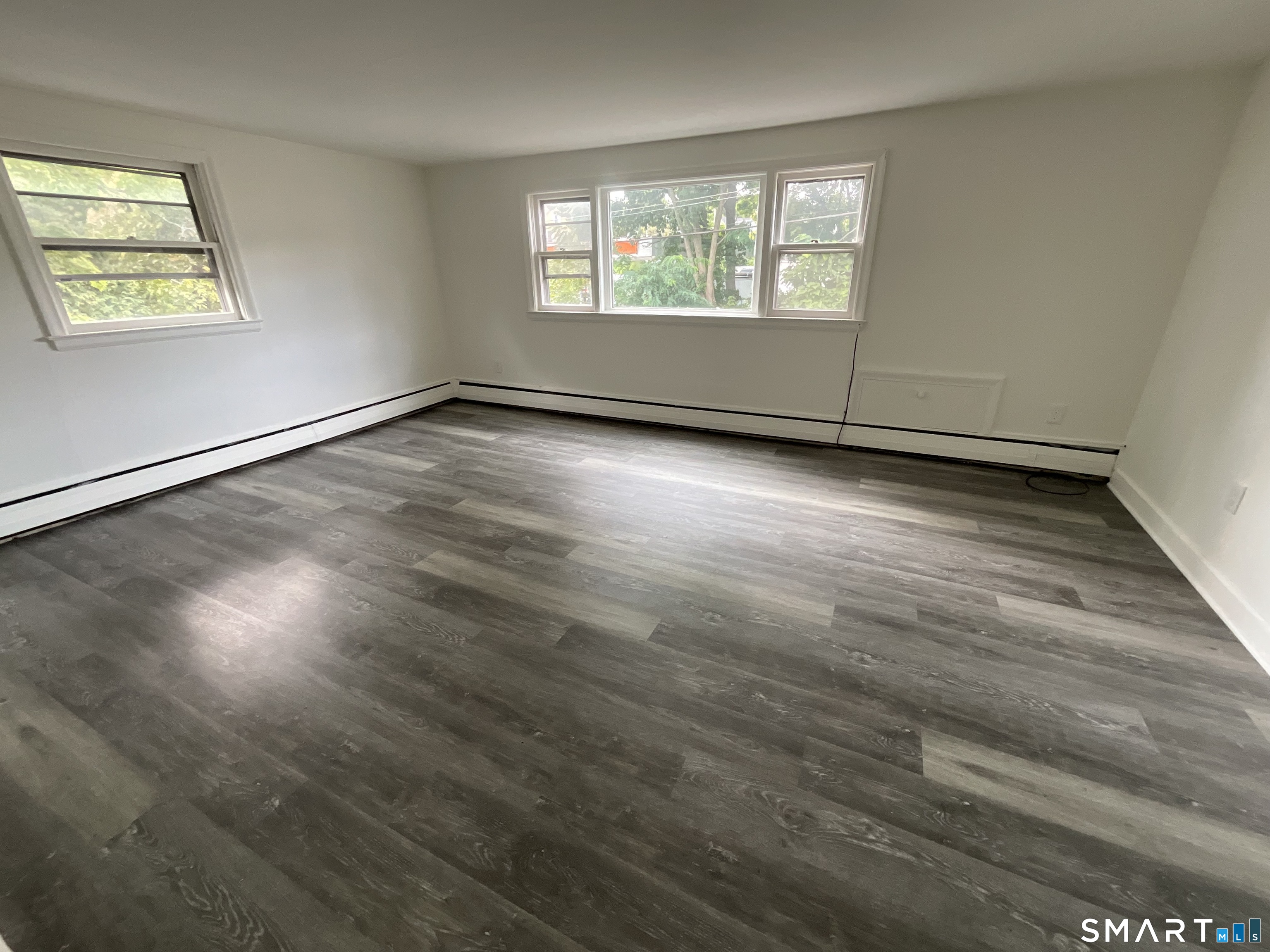 8 Burnham Street Plymouth CT 06779
