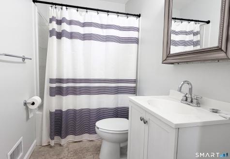 121 Seemans Lane Milford CT 06460