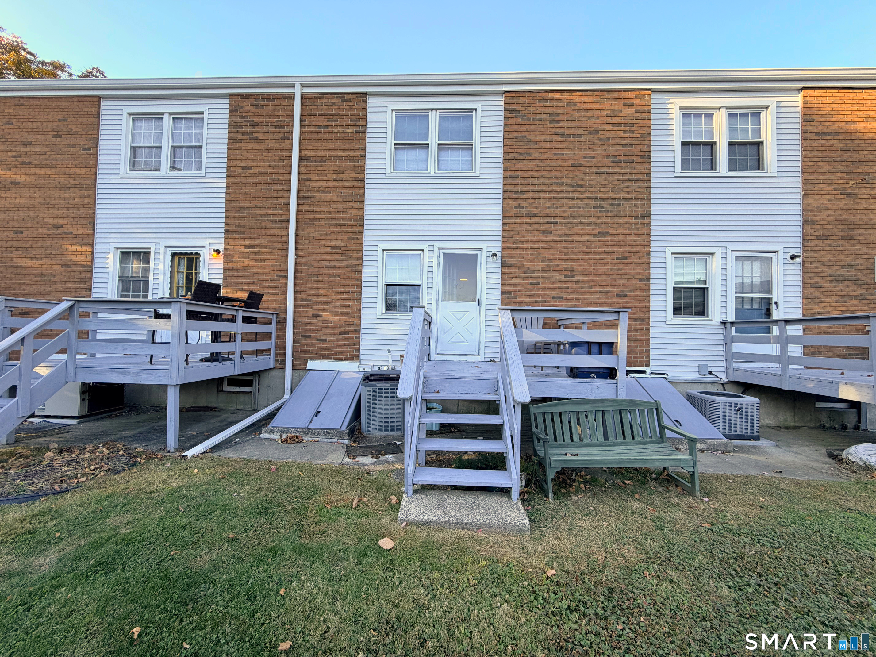 121 Seemans Lane Milford CT 06460