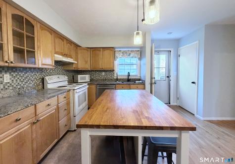 121 Seemans Lane Milford CT 06460