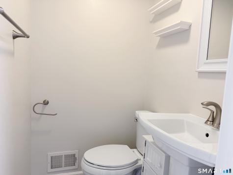 121 Seemans Lane Milford CT 06460