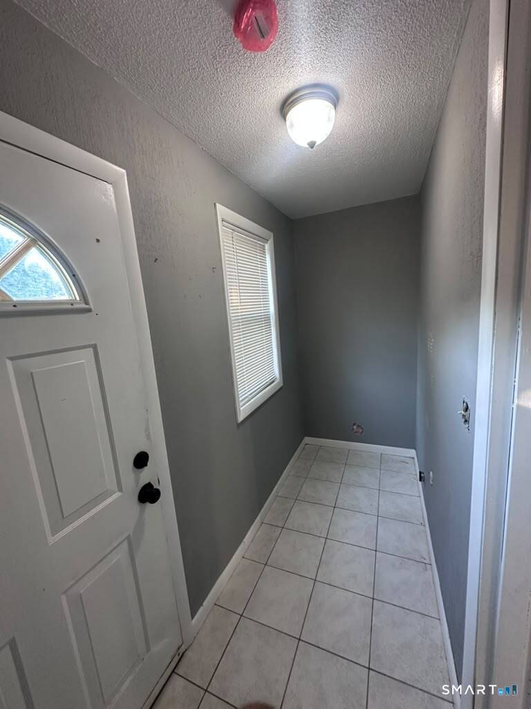 27 Lewis Street Naugatuck CT 06770