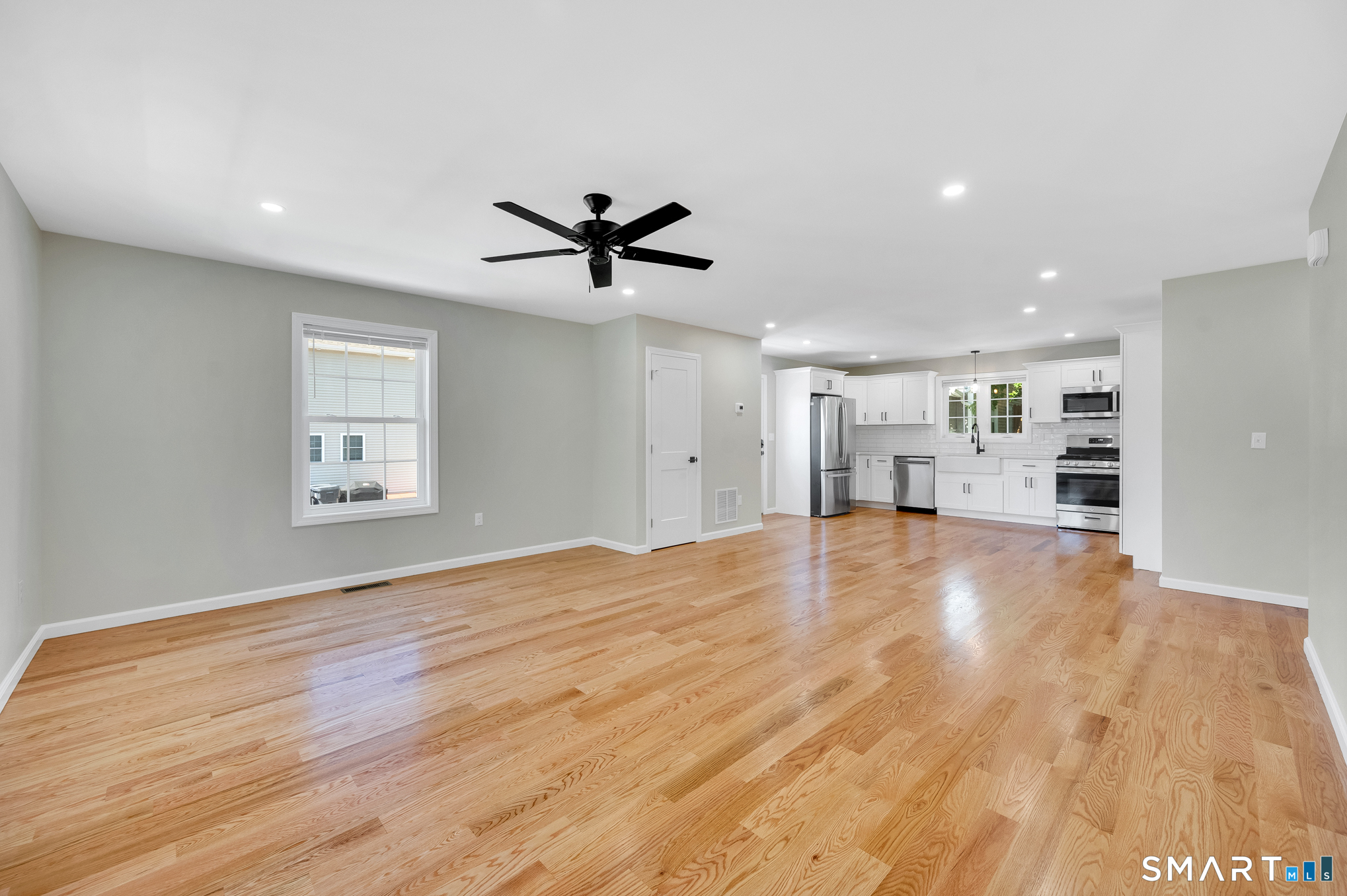 33 West End Avenue Branford CT 06405