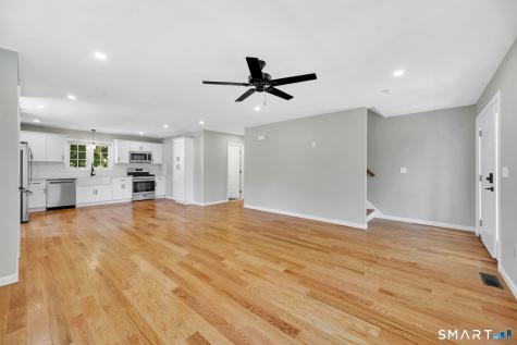 33 West End Avenue Branford CT 06405