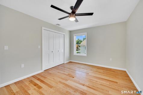 33 West End Avenue Branford CT 06405