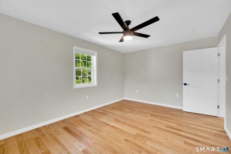 33 West End Avenue Branford CT 06405