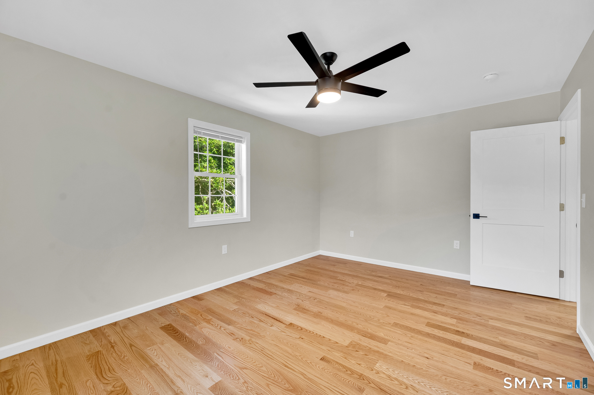 33 West End Avenue Branford CT 06405
