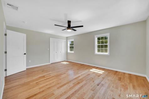 33 West End Avenue Branford CT 06405