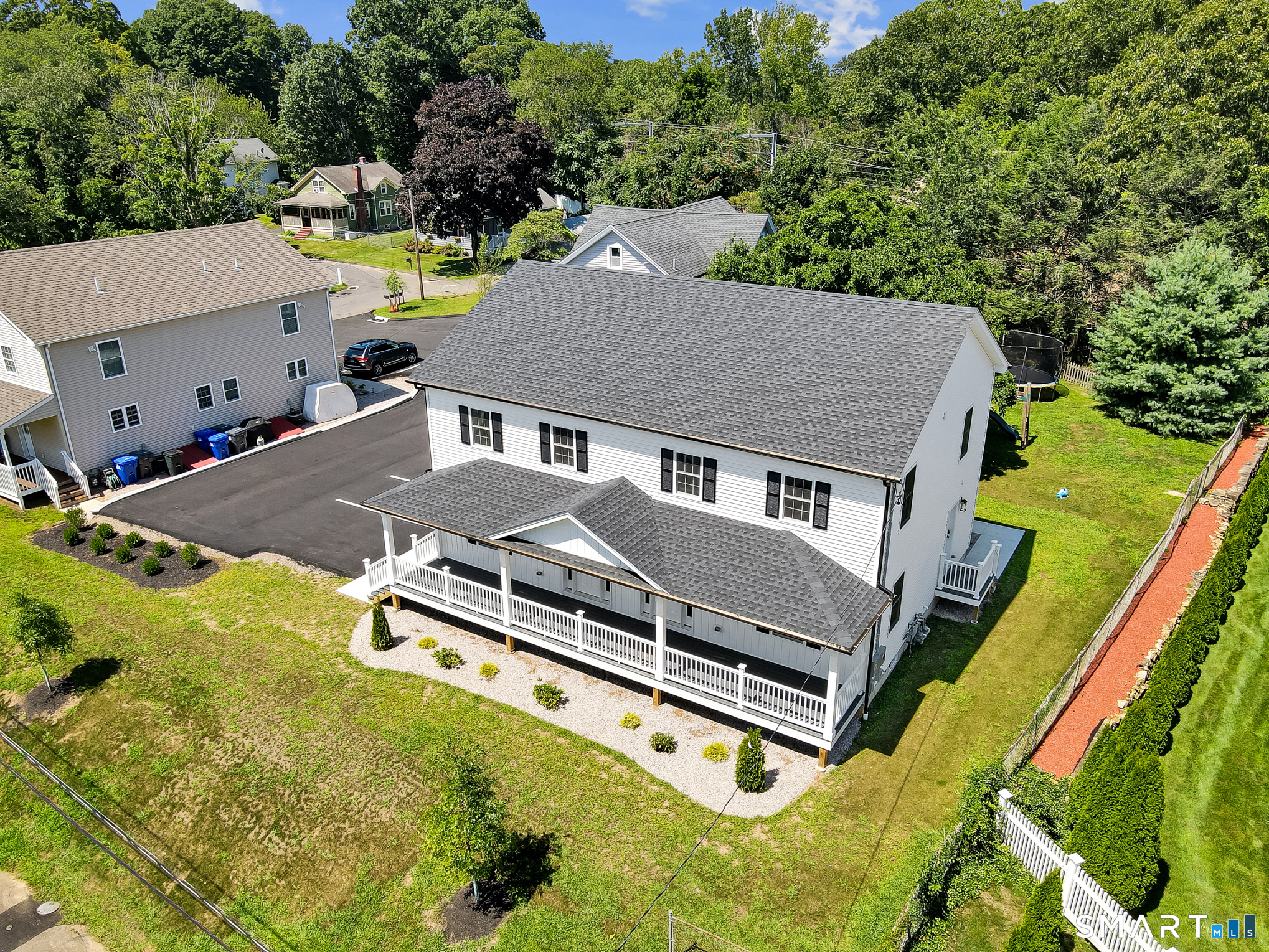 33 West End Avenue Branford CT 06405