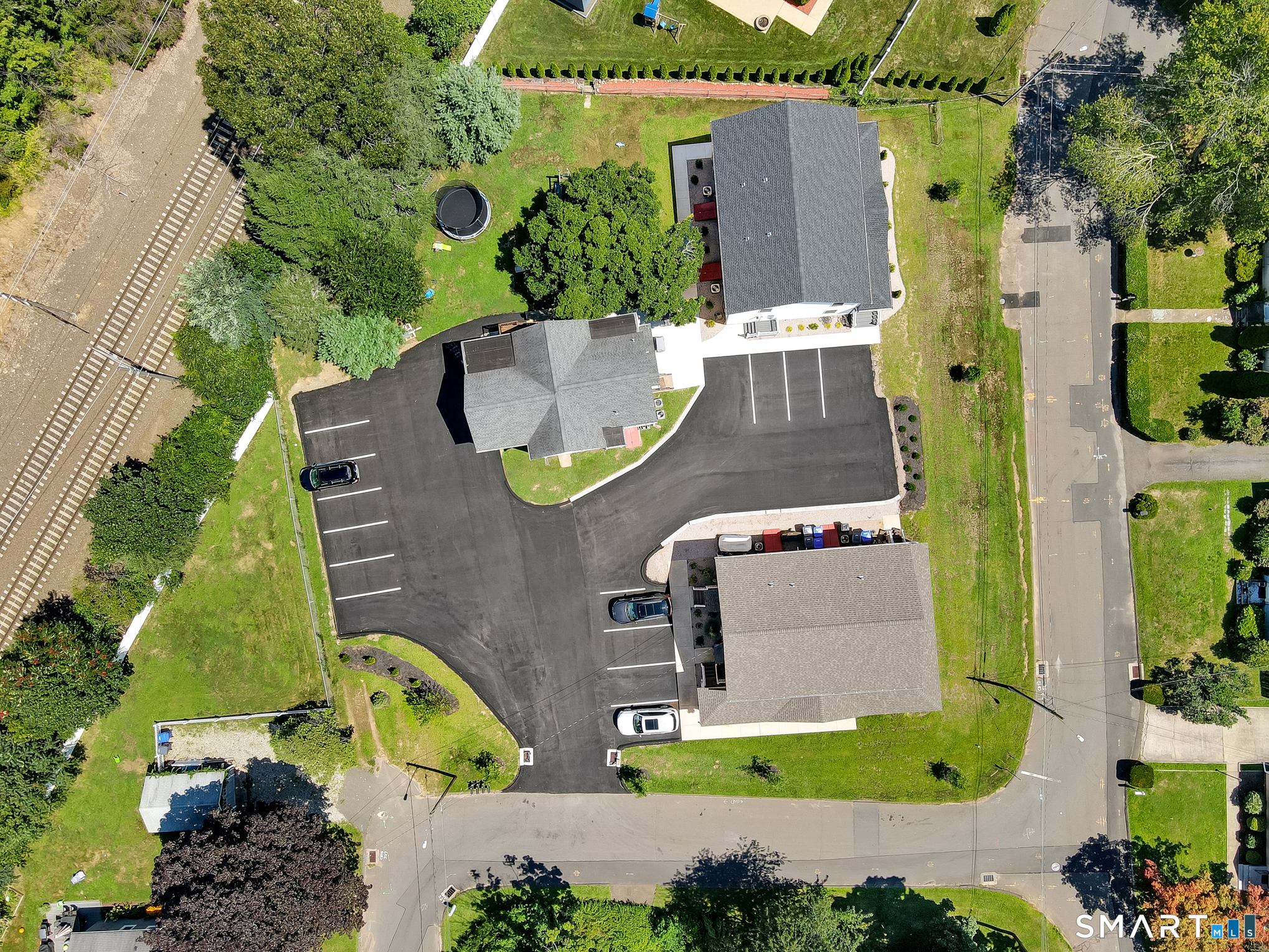 33 West End Avenue Branford CT 06405