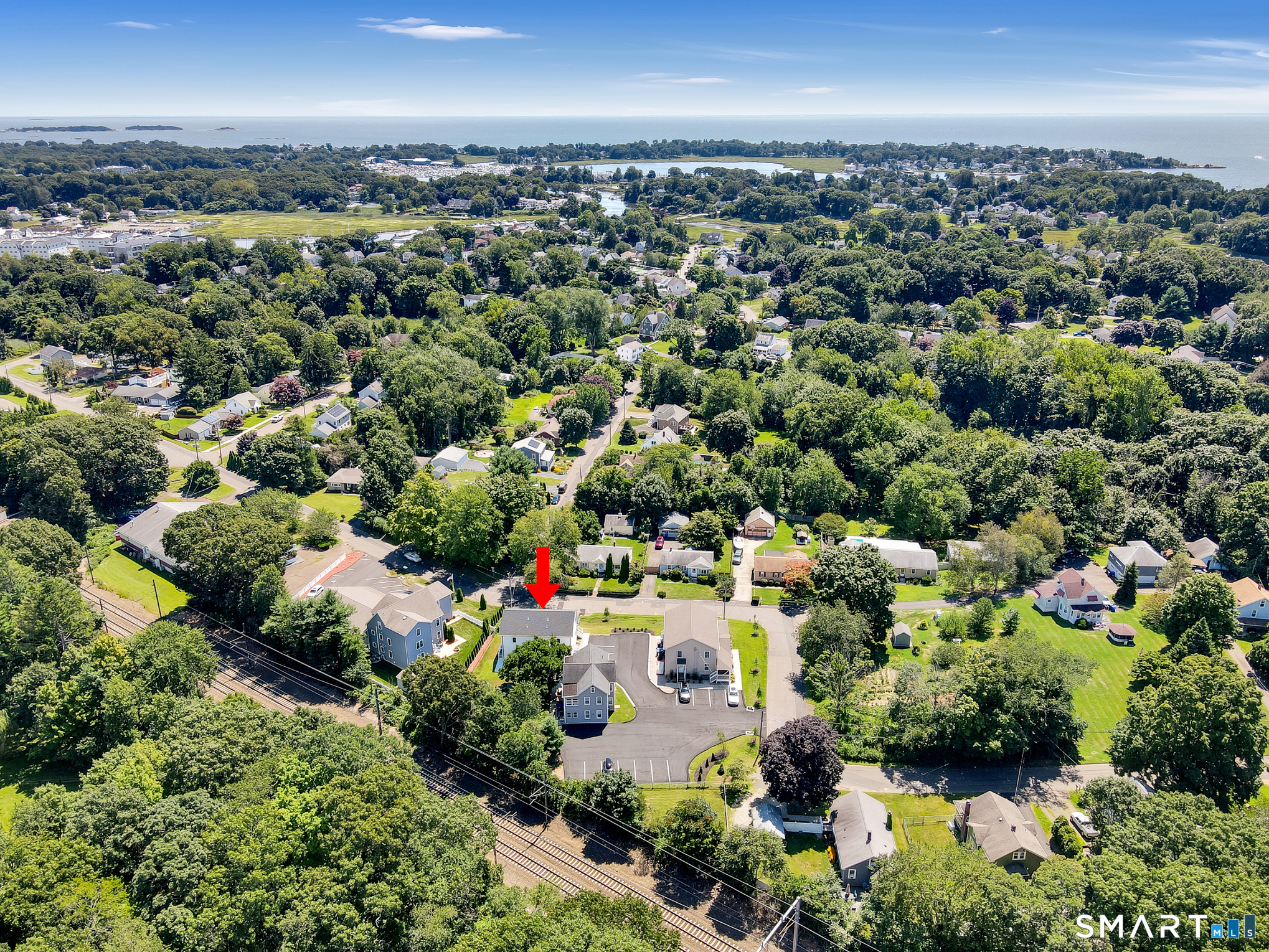 33 West End Avenue Branford CT 06405
