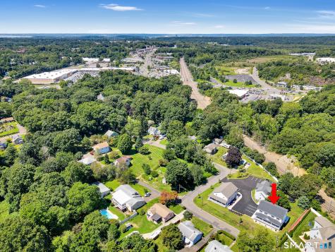 33 West End Avenue Branford CT 06405