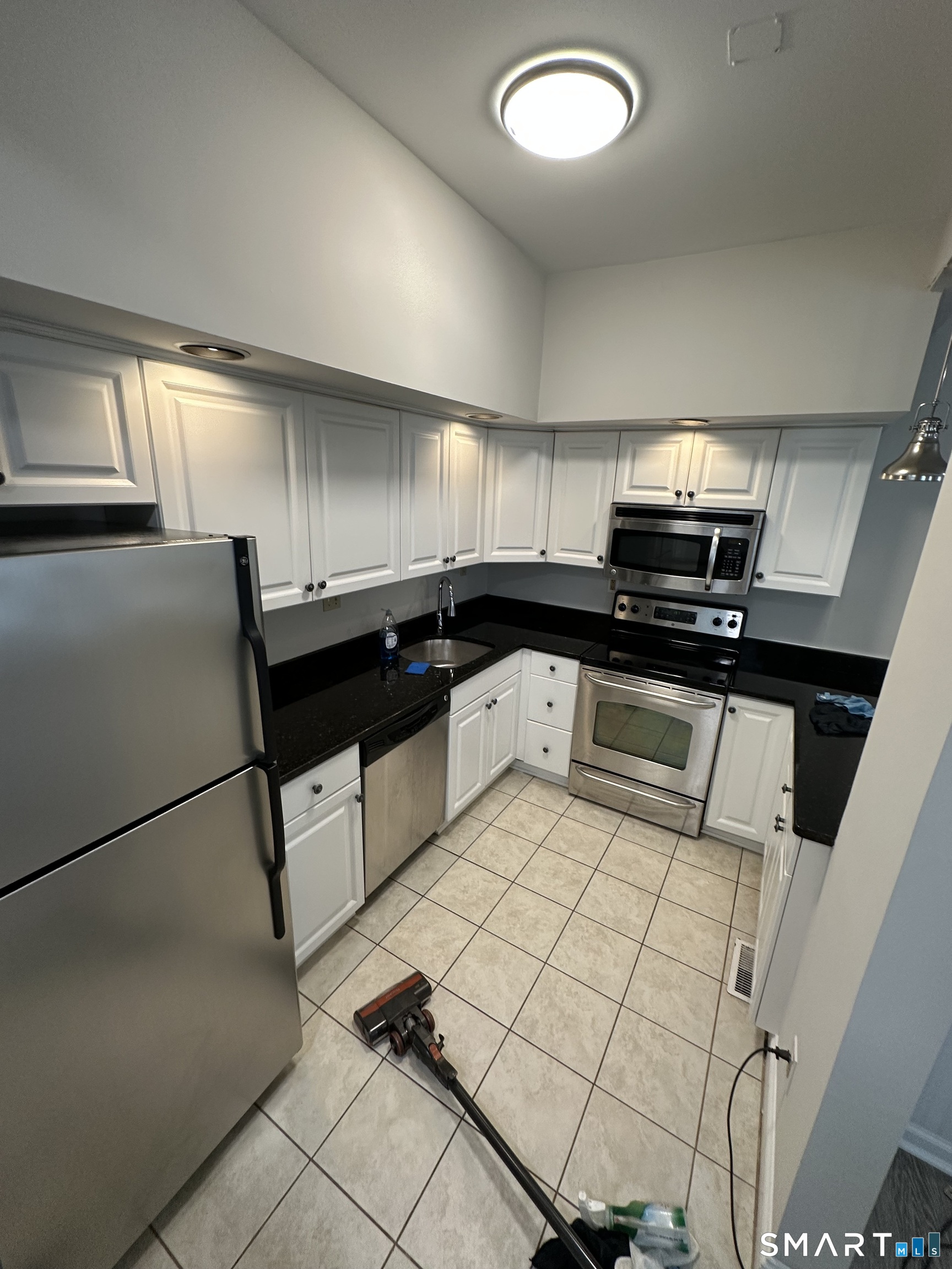 8 Haviland Street Norwalk CT 06854