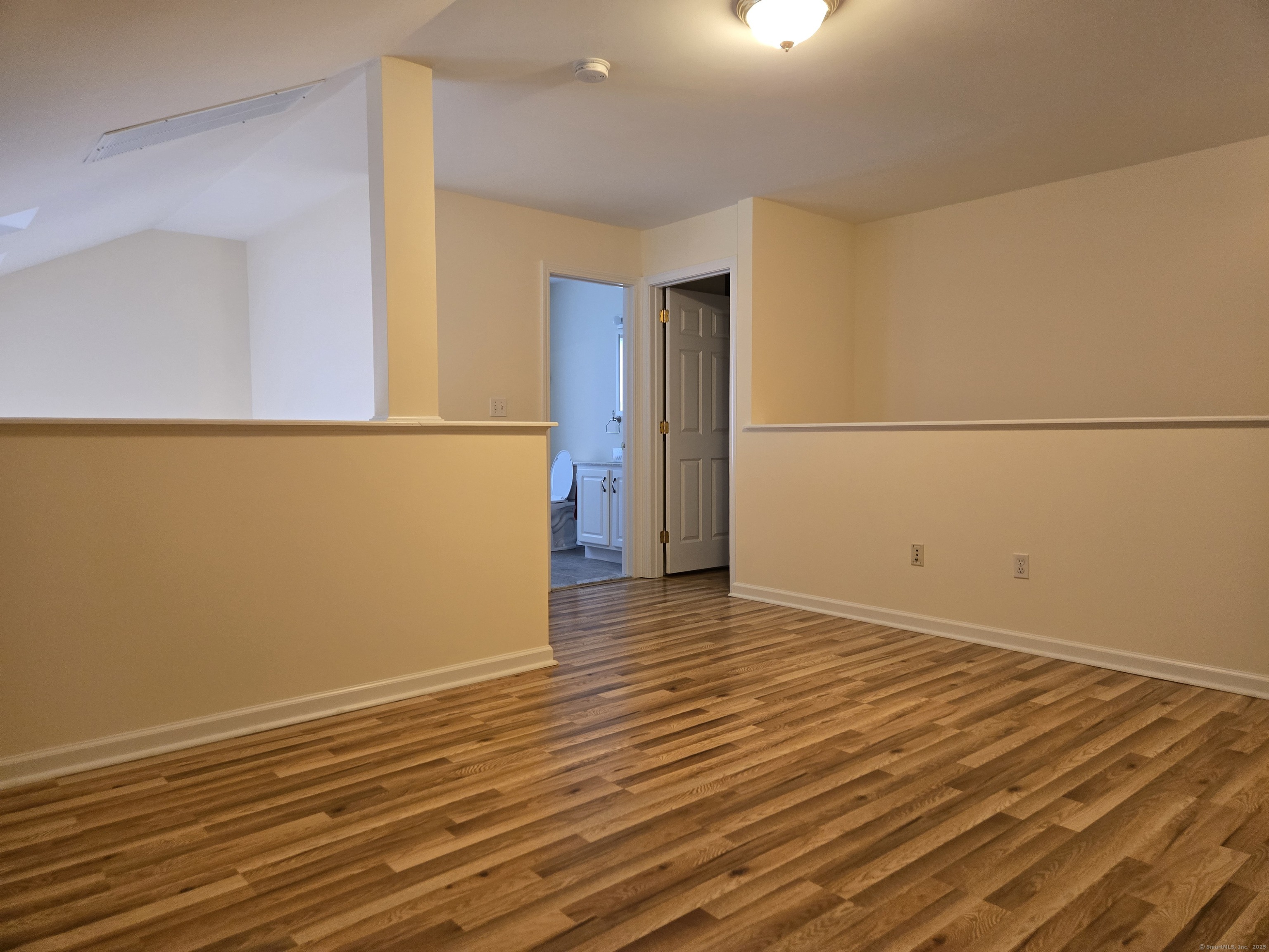 511 Elm Street North Haven CT 06473