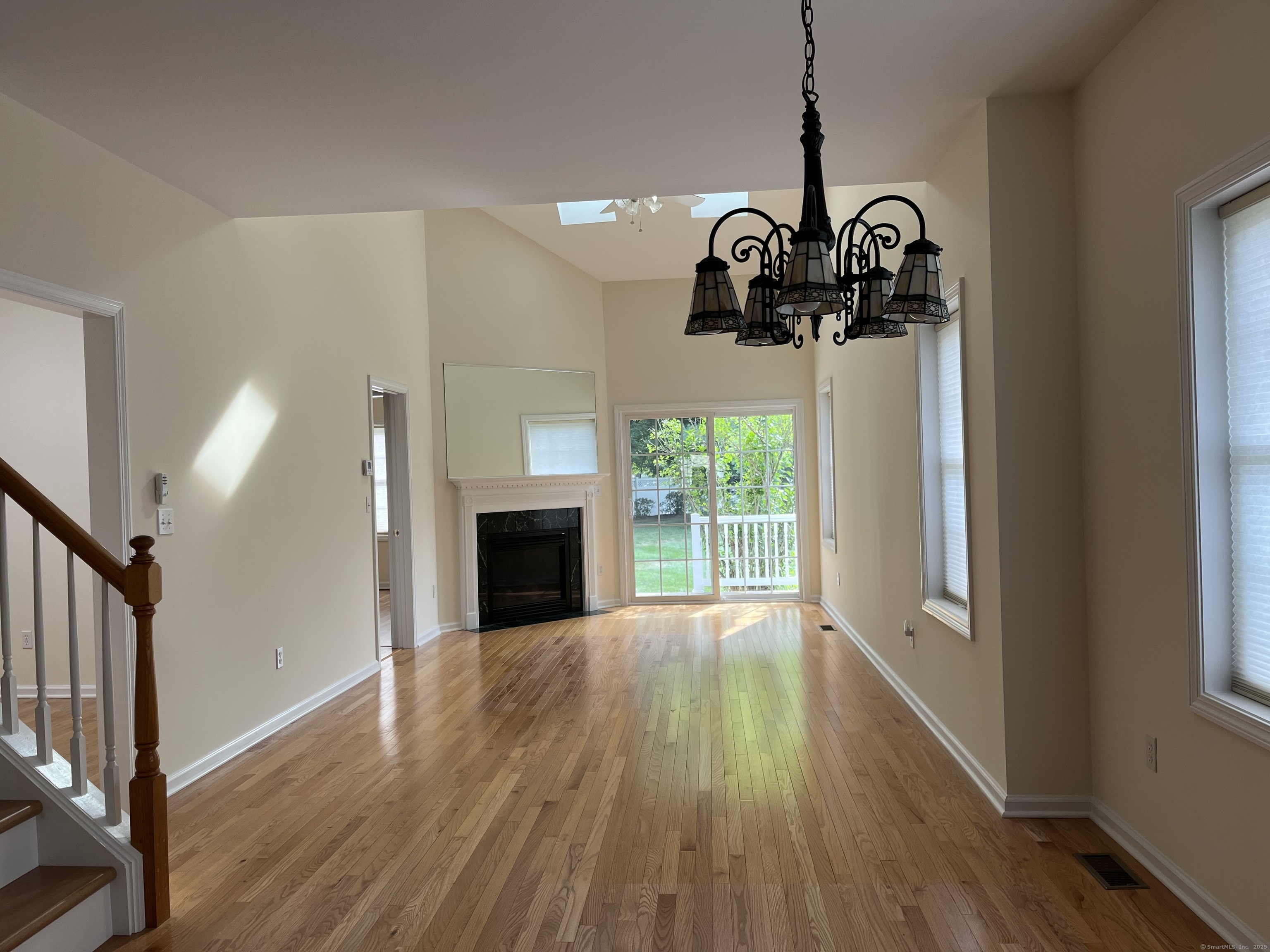 511 Elm Street North Haven CT 06473
