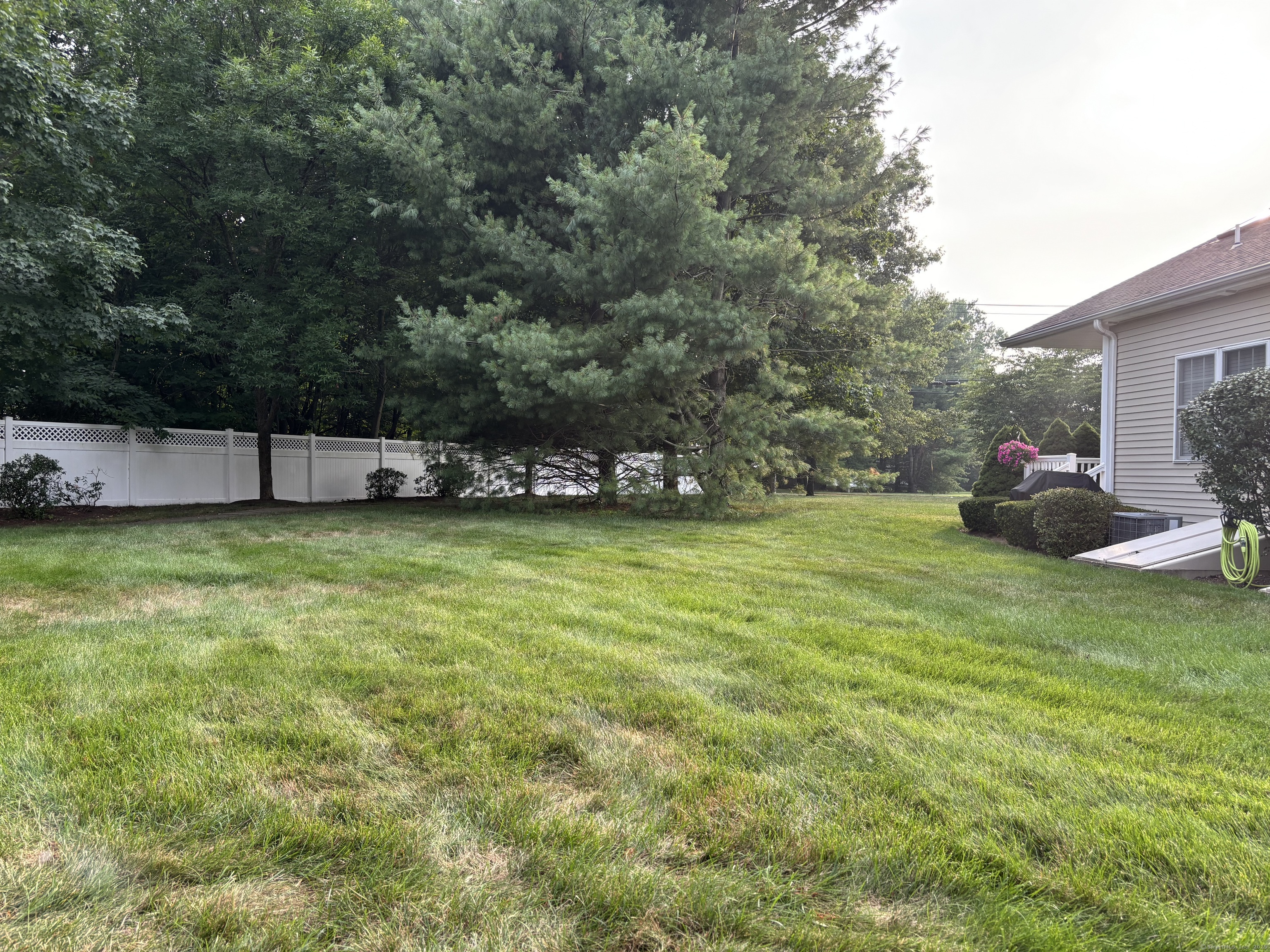 511 Elm Street North Haven CT 06473