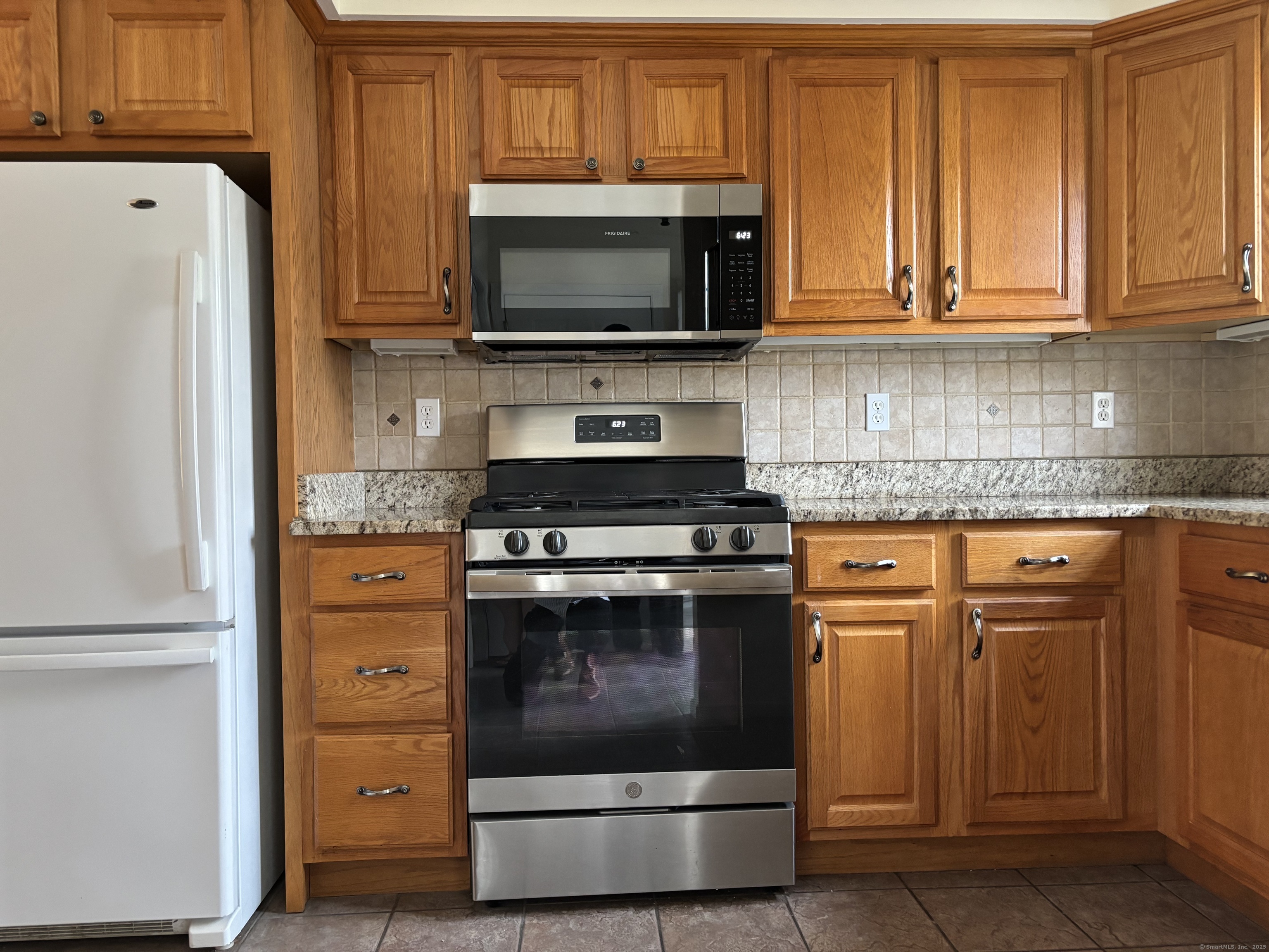 511 Elm Street North Haven CT 06473
