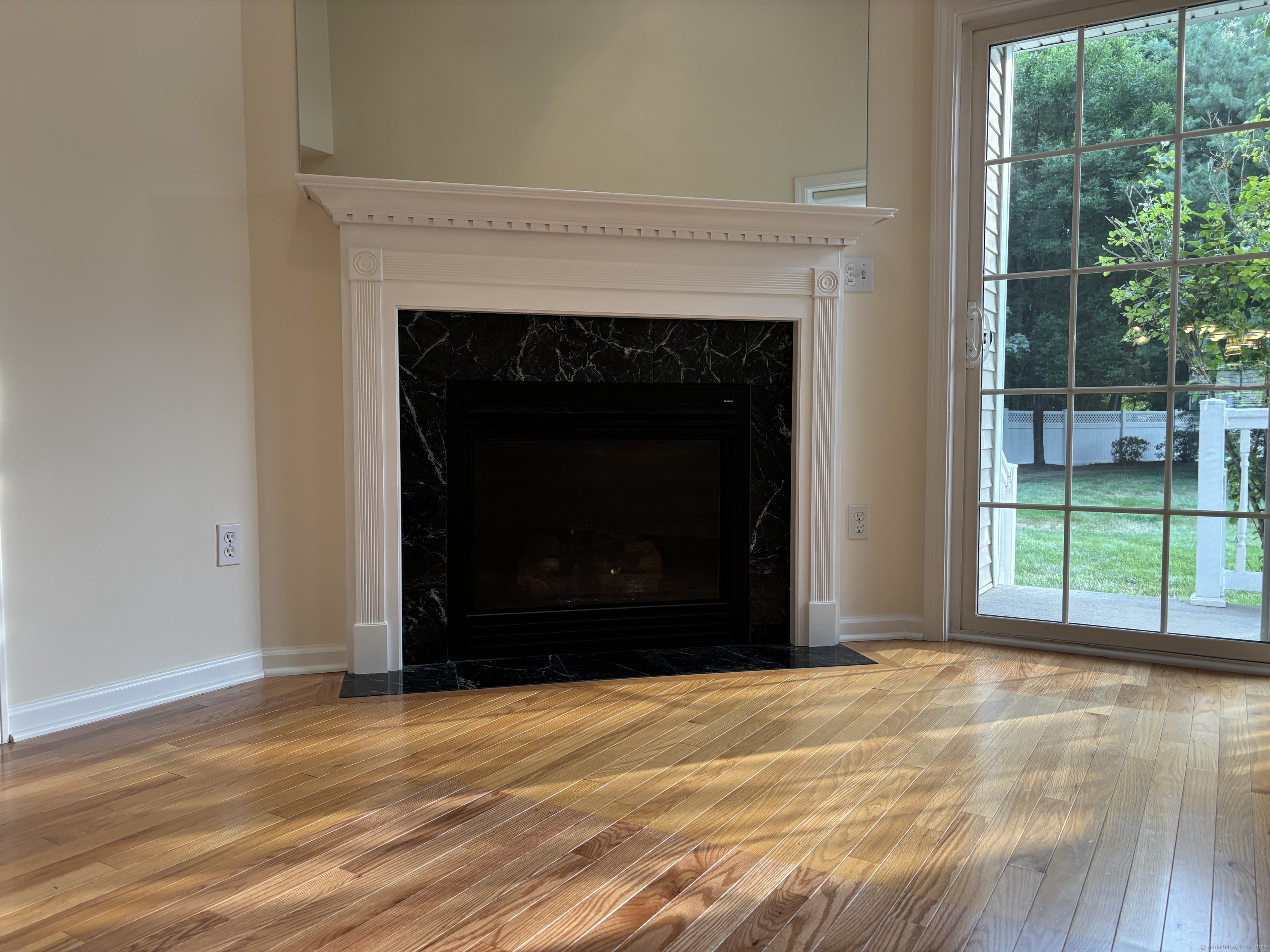 511 Elm Street North Haven CT 06473