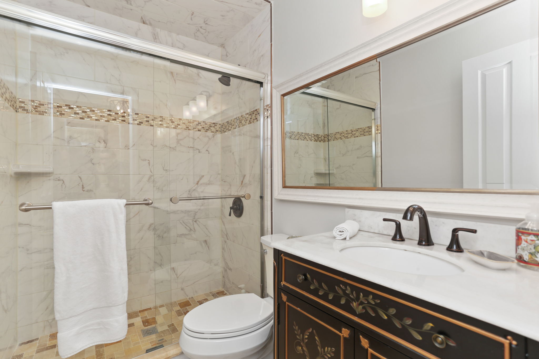 376 Knapps Highway Fairfield CT 06825