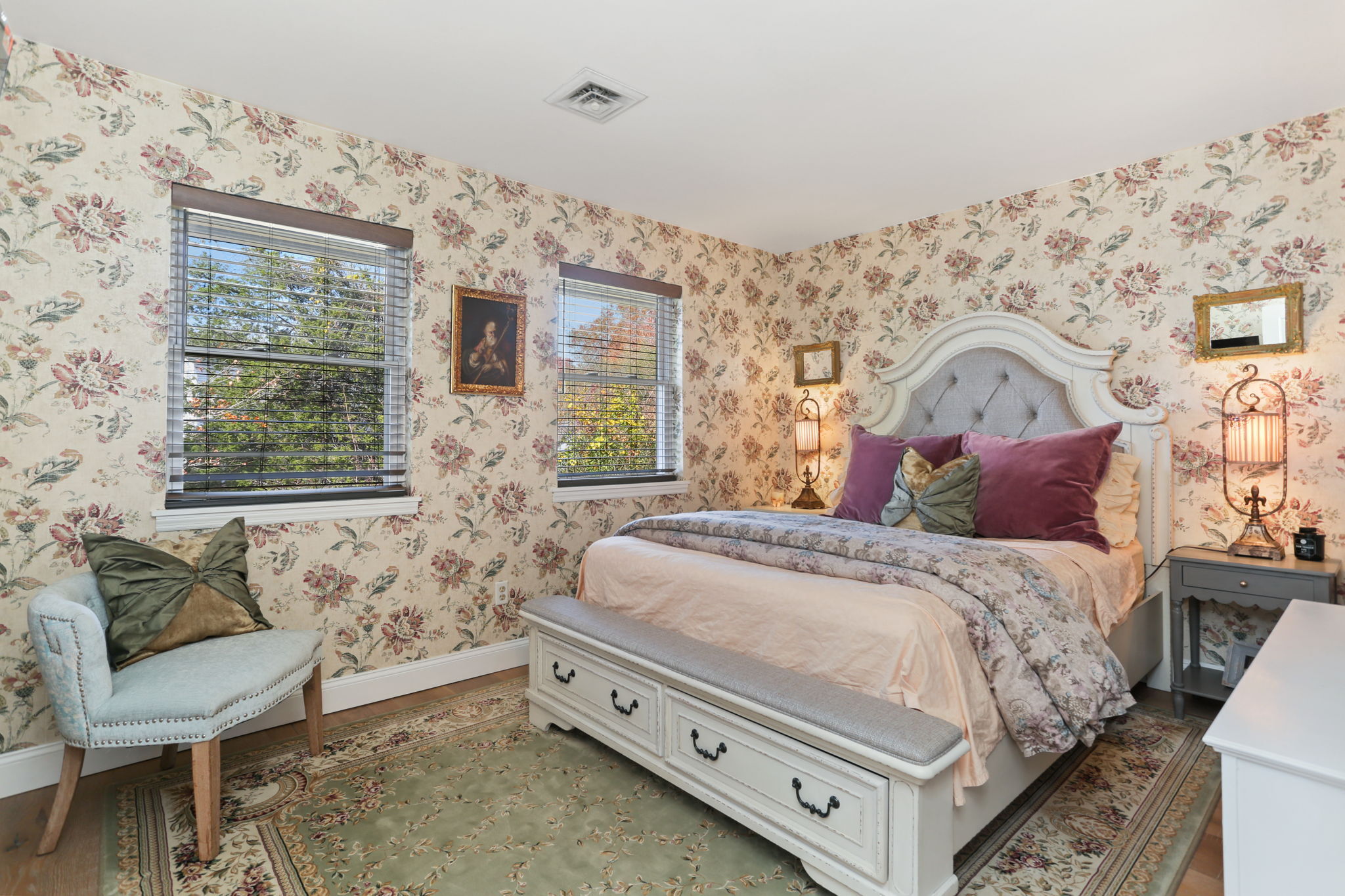 376 Knapps Highway Fairfield CT 06825