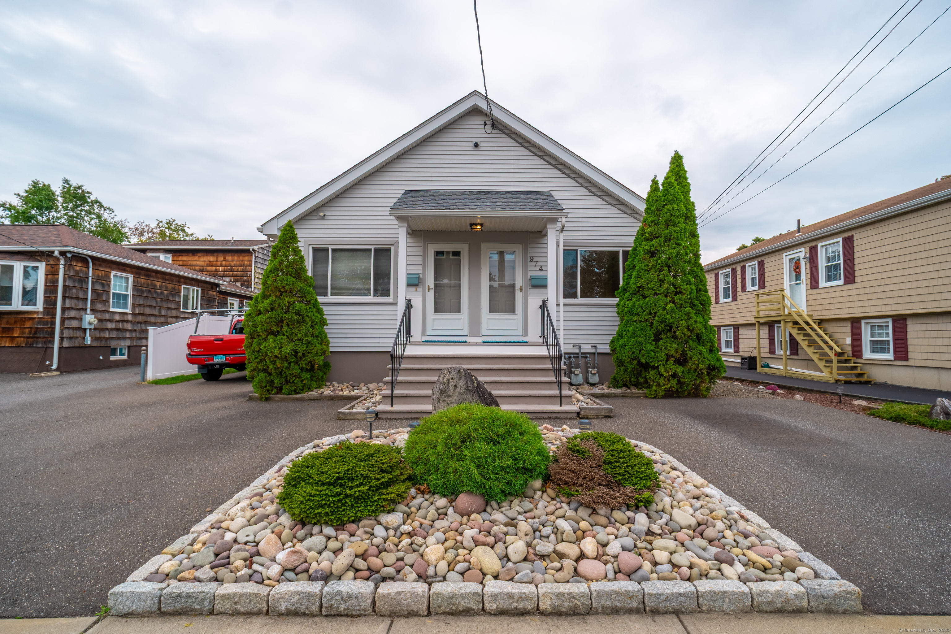 974 East Broadway Milford CT 06460