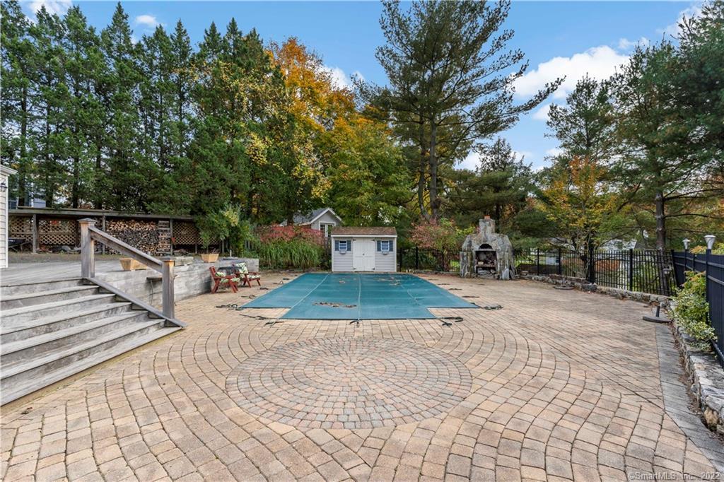 4 Woodvale Road Extension Branford CT 06405