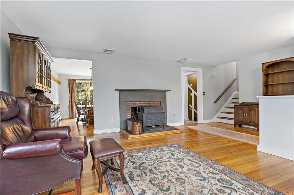 4 Woodvale Road Extension Branford CT 06405