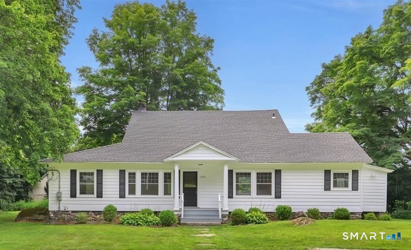 Litchfield CT, 1231 Bantam Road