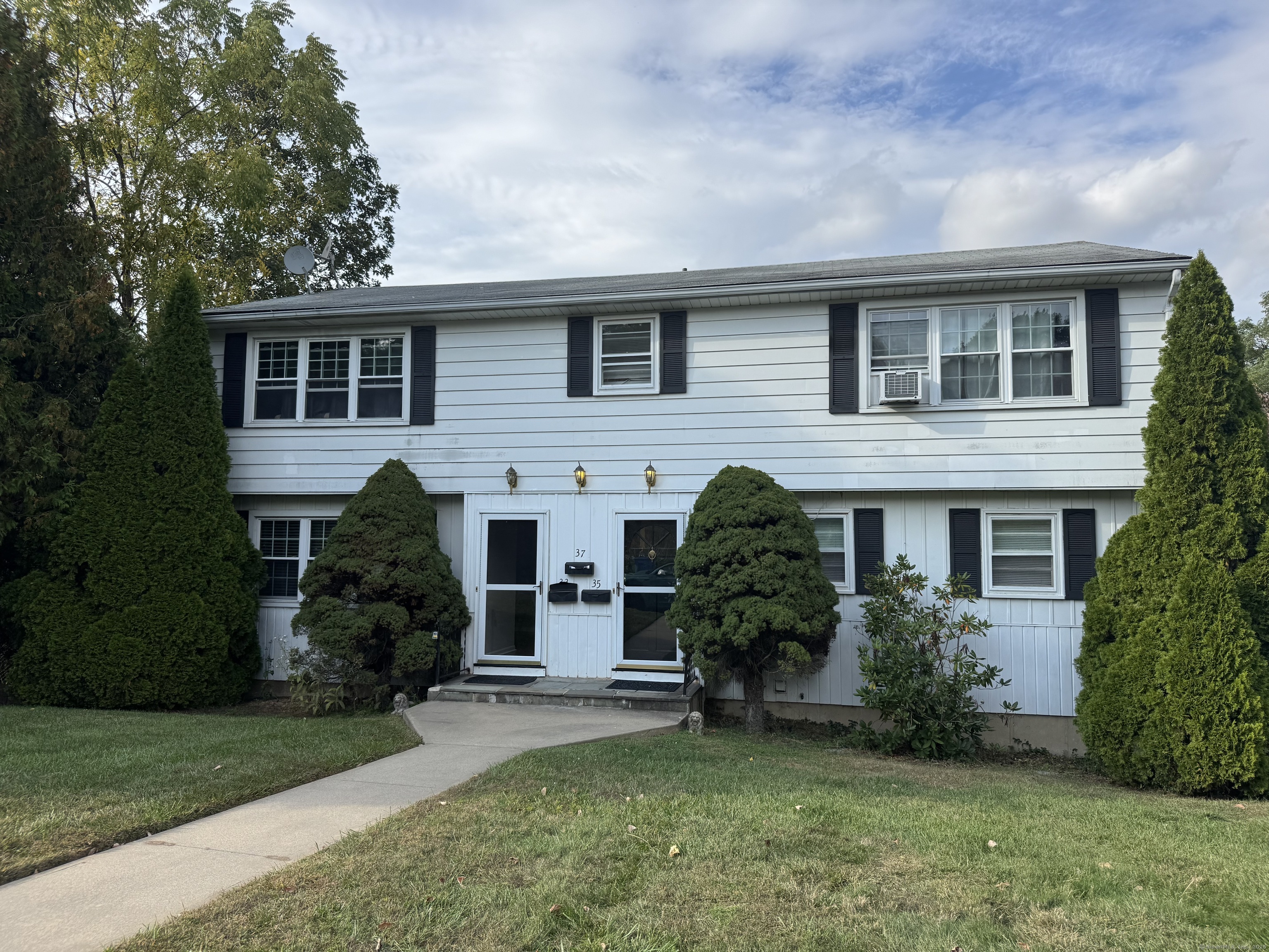 33 Caswell Avenue Bristol CT 06010
